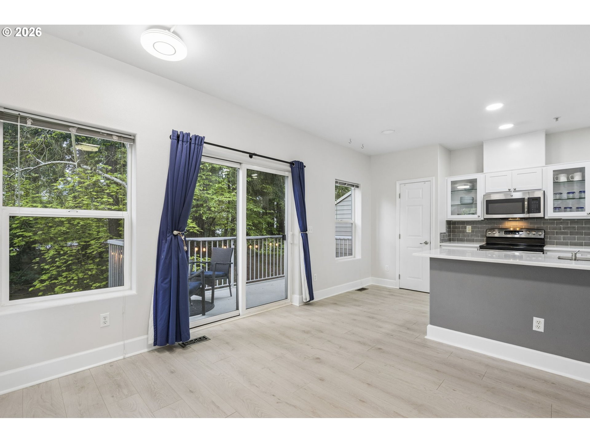 14172 Southwest Barrows Road, Unit 1 Portland, OR 97223 - Photo 13 of 38