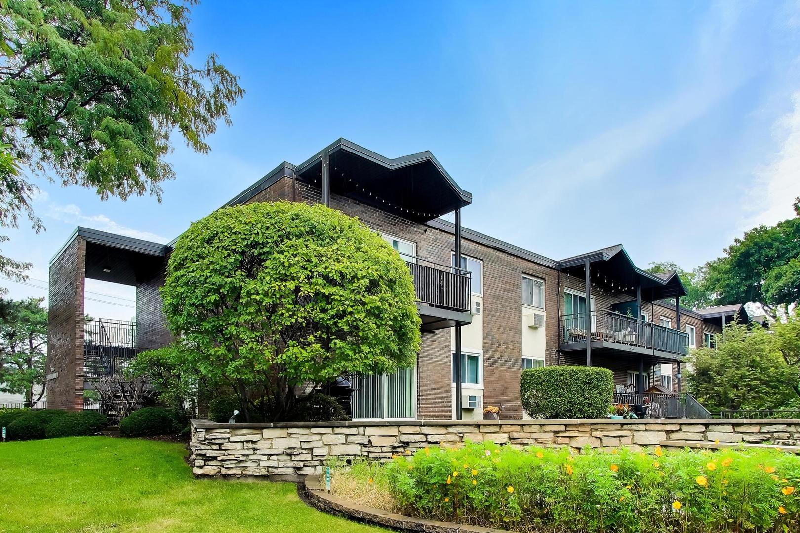 6359 North Ridge Avenue, Unit 302 Chicago, IL 60660 - Photo 1 of 33 Gallery Image 1