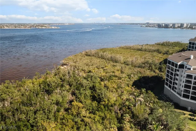 $510,000 | 14815 Laguna Drive, Unit 702, Fort Myers, FL 33908