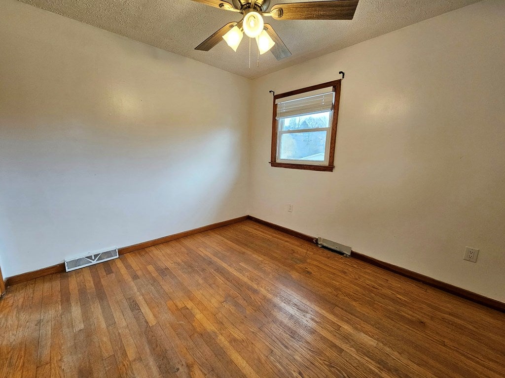 331 Pleasantview Road Austinville, VA 24312 - Photo 19 of 41 Gallery Image 19