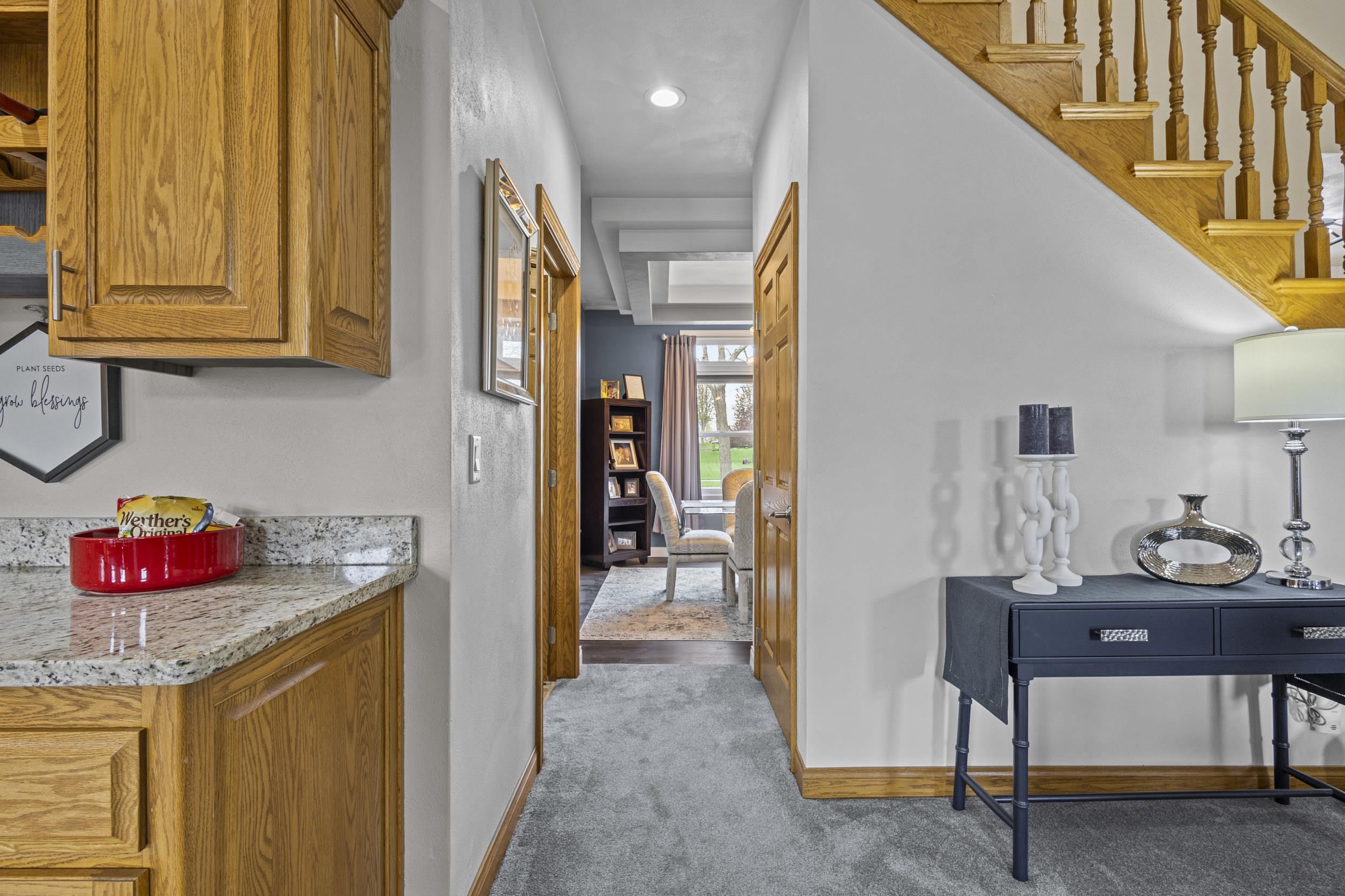4240 North Wedgewood Drive Appleton, WI 54913 - Photo 11 of 55