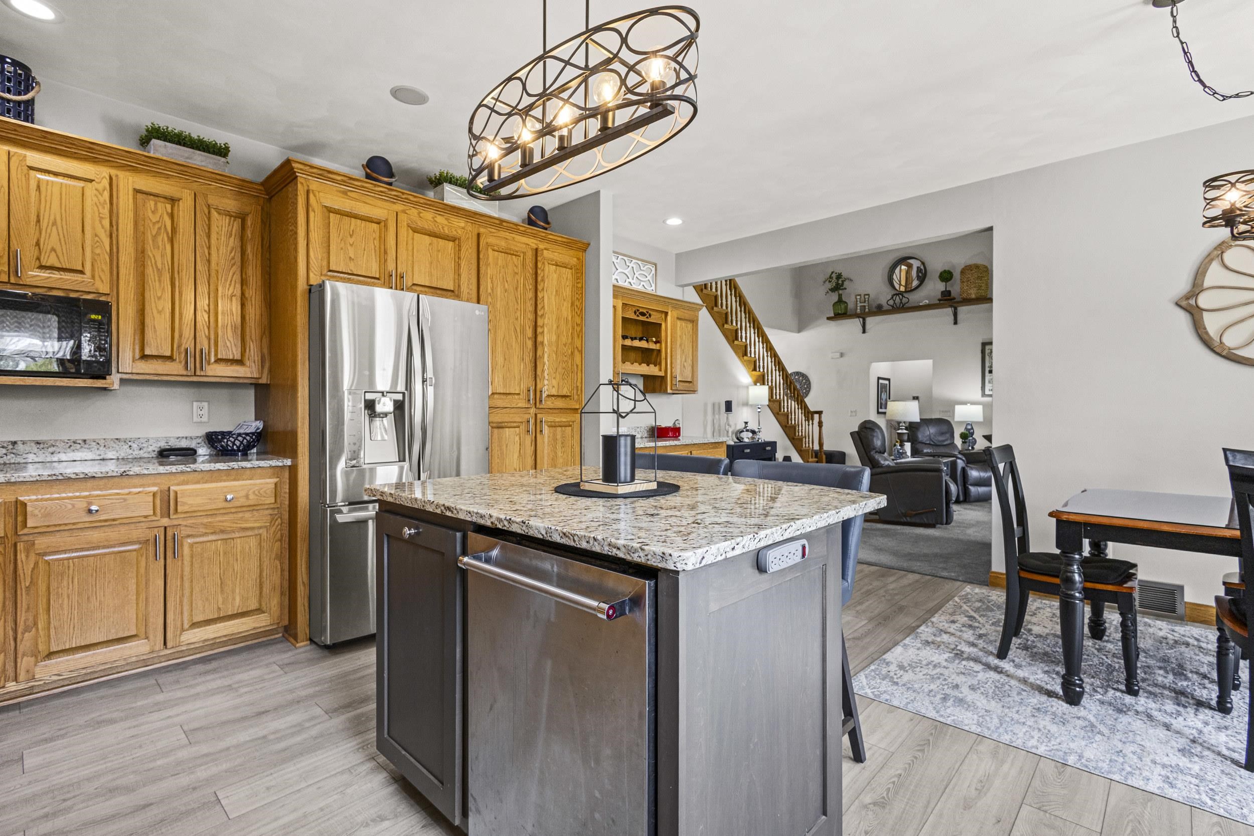 4240 North Wedgewood Drive Appleton, WI 54913 - Photo 6 of 55
