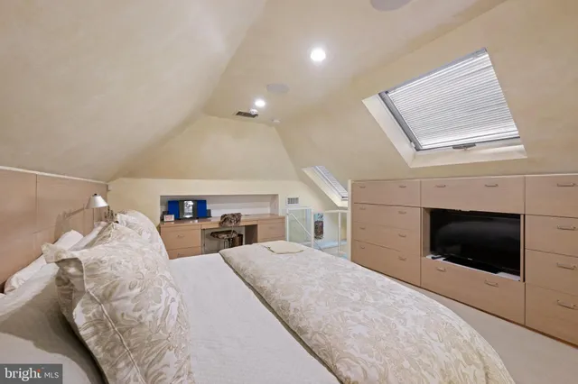 $5,150,000 | 2323 Porter Street Northwest, Washington, DC 20008