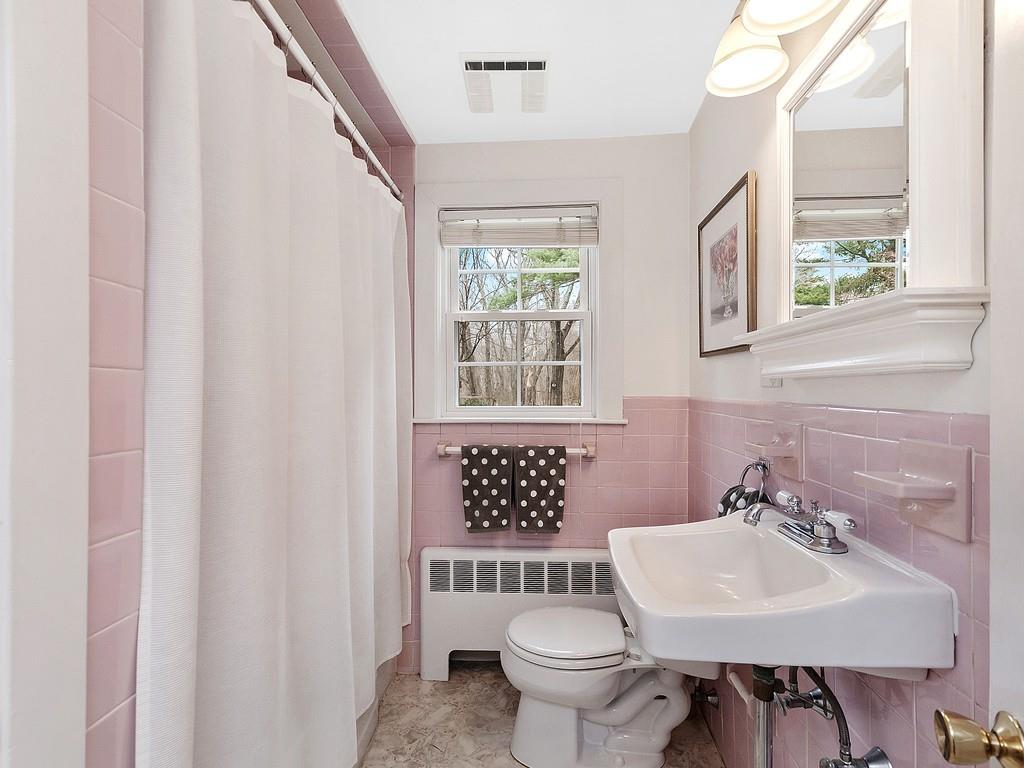20 Pine Brook Road Wayland, MA 01778 - Photo 10 of 19