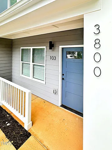 $1,595 | 3800 Marcom Street, Unit 103, Raleigh, NC 27606
