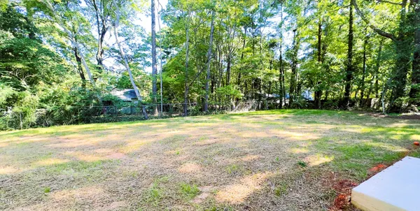 $1,495 | 3800 Marcom Street, Unit 103, Raleigh, NC 27606