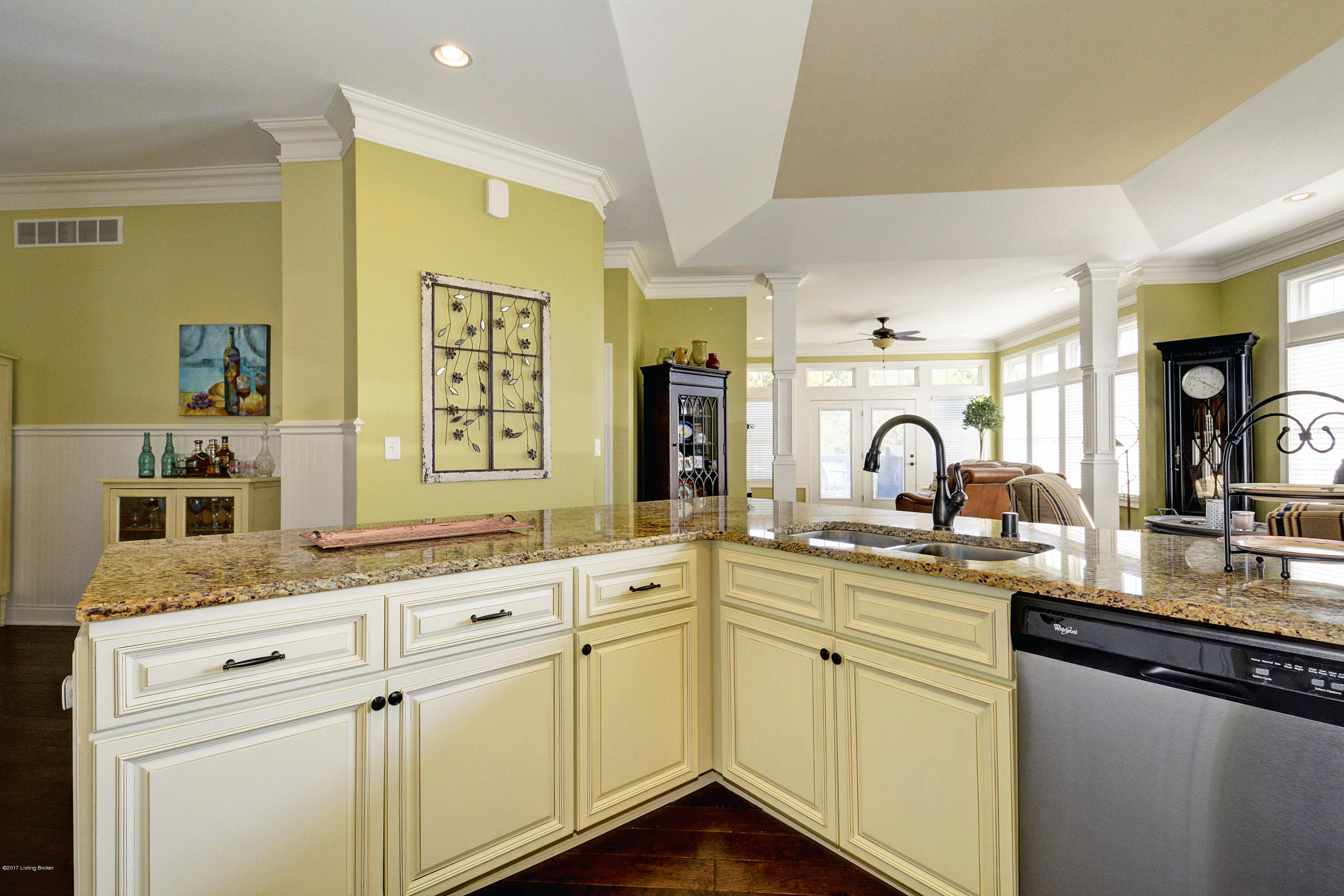 211 Maple Valley Road Louisville, KY 40245 - Photo 6 of 30 Kitchen