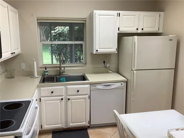 $3,500 | 7904 Mansfield Hollow Road, Delray Beach, FL 33446