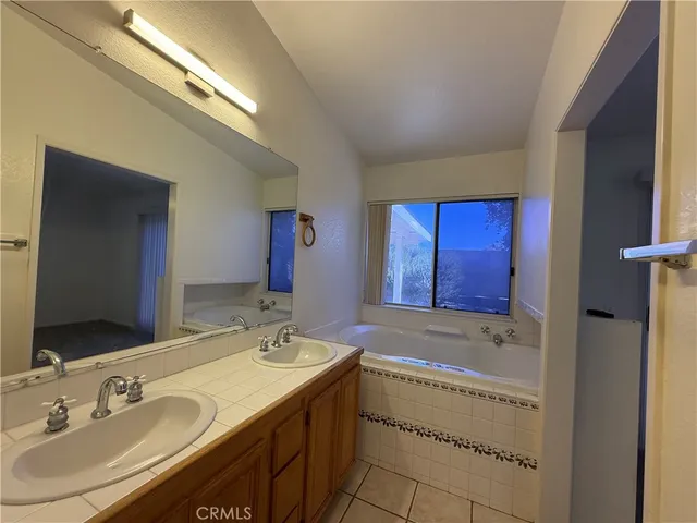 $2,500 | 794 Lexington Street, Hemet, CA 92545