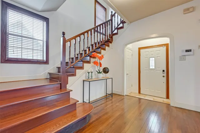 $3,250 | 2412 Oakdale Street, Houston, TX 77004