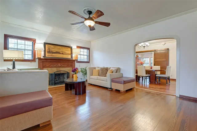 $3,250 | 2412 Oakdale Street, Houston, TX 77004