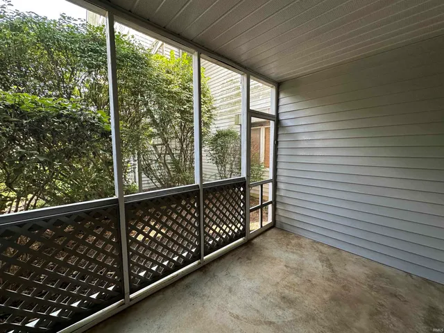 $159,000 | 1264 South College Mall Road, Bloomington, IN 47401