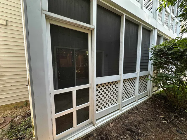 $159,000 | 1264 South College Mall Road, Bloomington, IN 47401