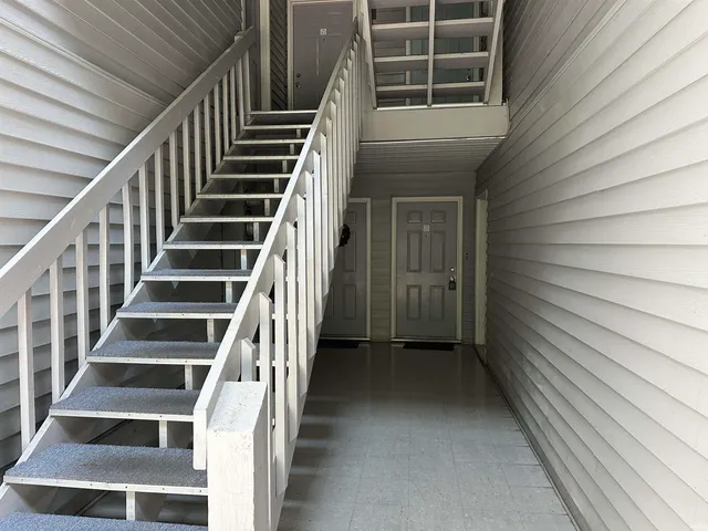 $159,000 | 1264 South College Mall Road, Bloomington, IN 47401