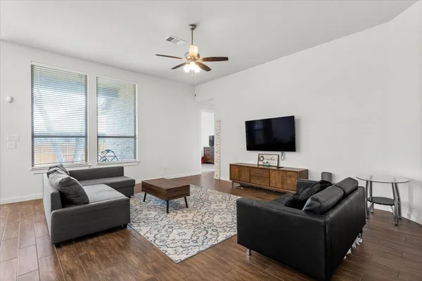 $2,400 | 849 Whitetail Drive, Round Rock, TX 78681