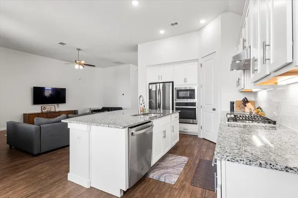 $2,400 | 849 Whitetail Drive, Round Rock, TX 78681