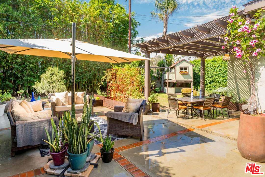 7418 Midfield Avenue Los Angeles, CA 90045 - Photo 24 of 28