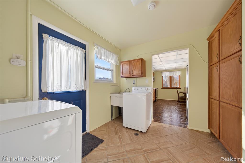 3296 Cumberland Road Berkley, MI 48072 - Photo 15 of 21 Gallery Image 15