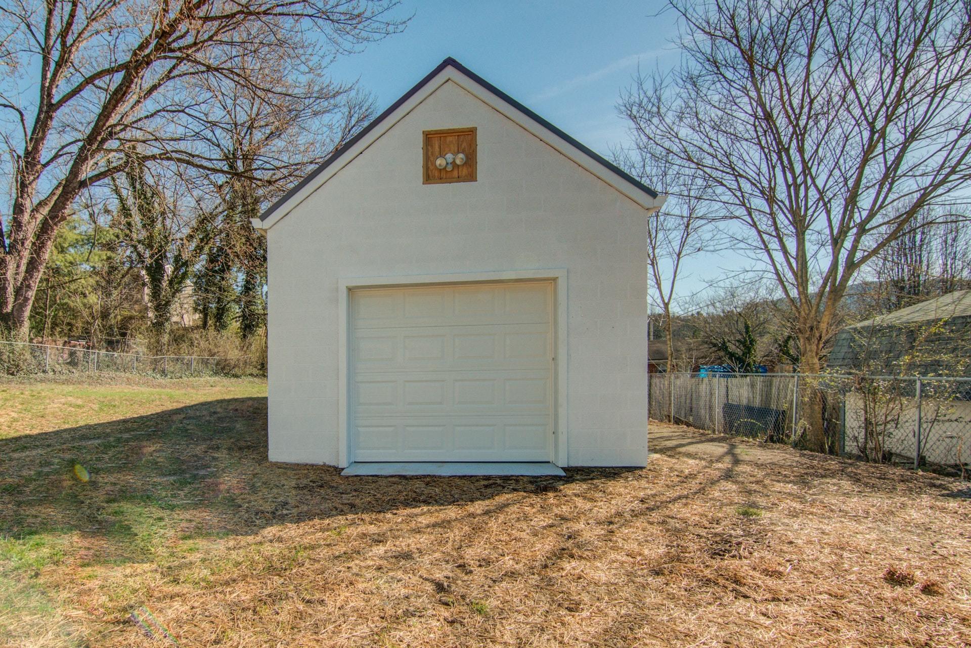 1363 Thomason Road Southeast Roanoke, VA 24014 - Photo 15 of 19 018-262671-IMG_2083_4_5_6_7_6045517