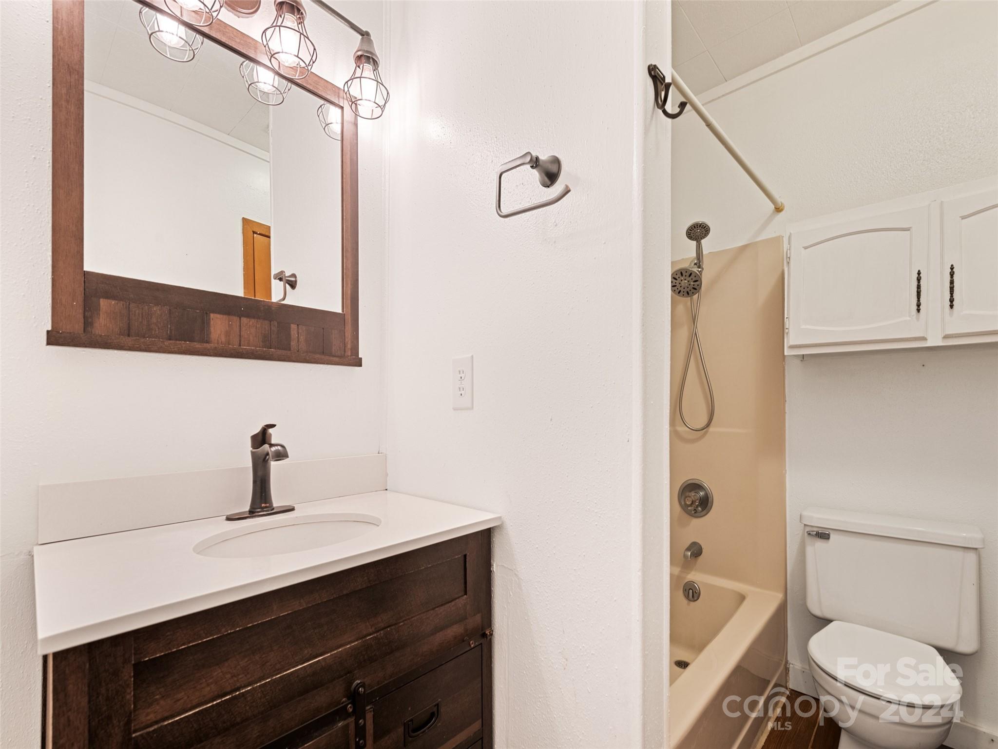 142 Dirt Road Sylva, NC 28779 - Photo 23 of 25 Gallery Image 23