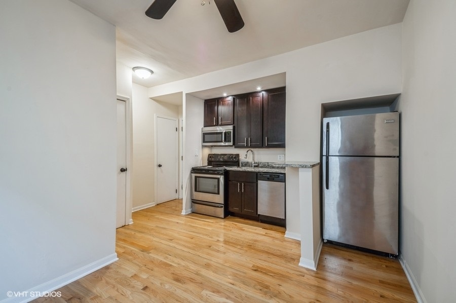 1430 North Dearborn Street, Unit 405 Chicago, IL 60610 - Photo 5 of 7