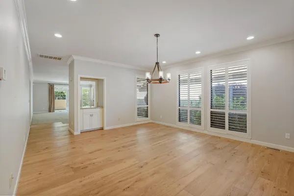 $569,500 | 2486 Central Park Drive, Lodi, CA 95242
