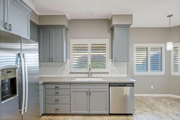 $569,500 | 2486 Central Park Drive, Lodi, CA 95242