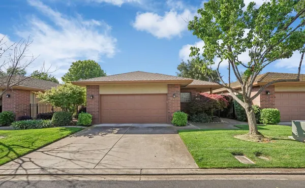 $569,500 | 2486 Central Park Drive, Lodi, CA 95242