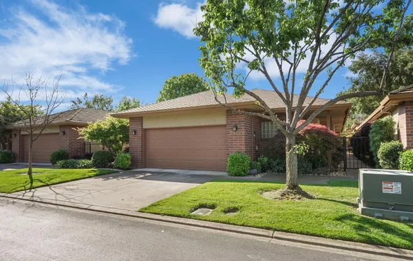 $569,500 | 2486 Central Park Drive, Lodi, CA 95242