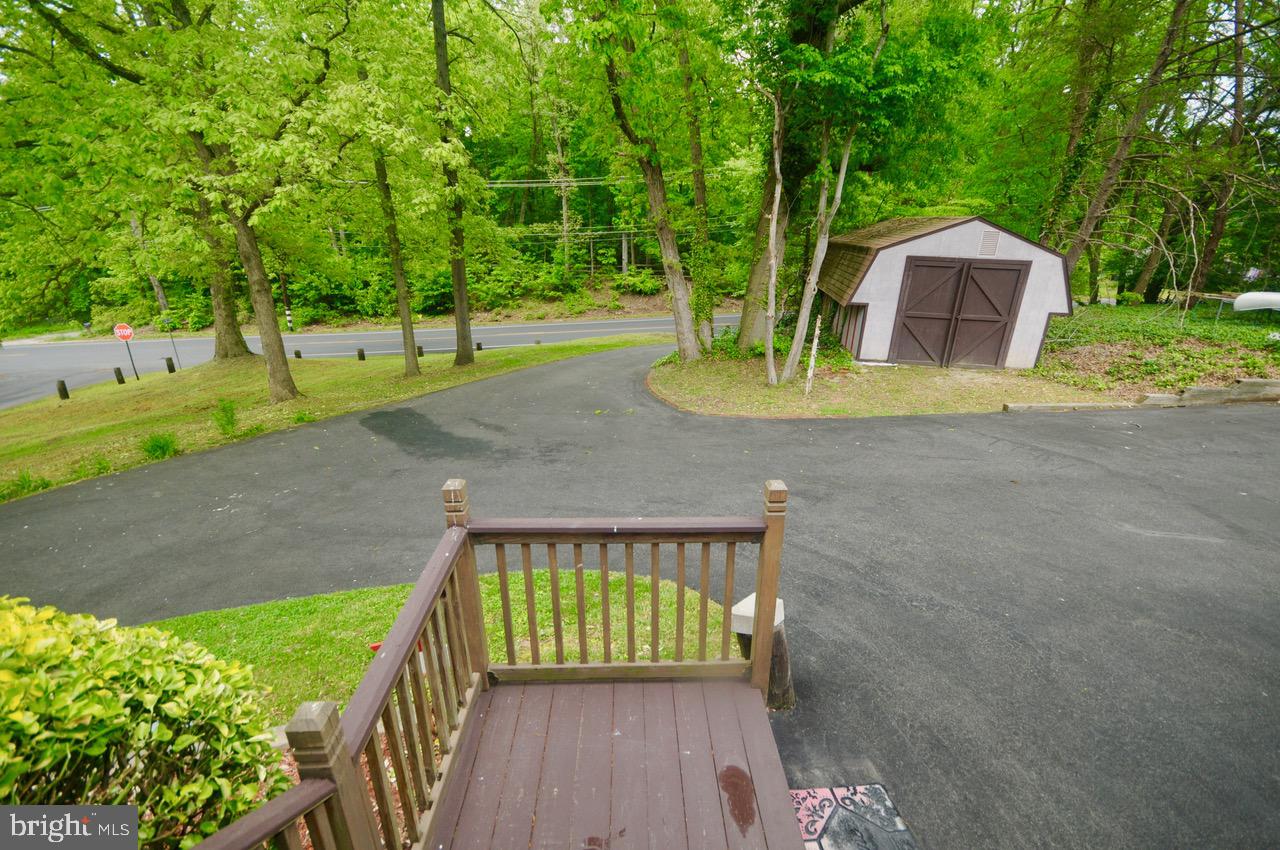 2615 County House Road Deptford, NJ 08096 - Photo 22 of 22 Horse Shoe Driveway
