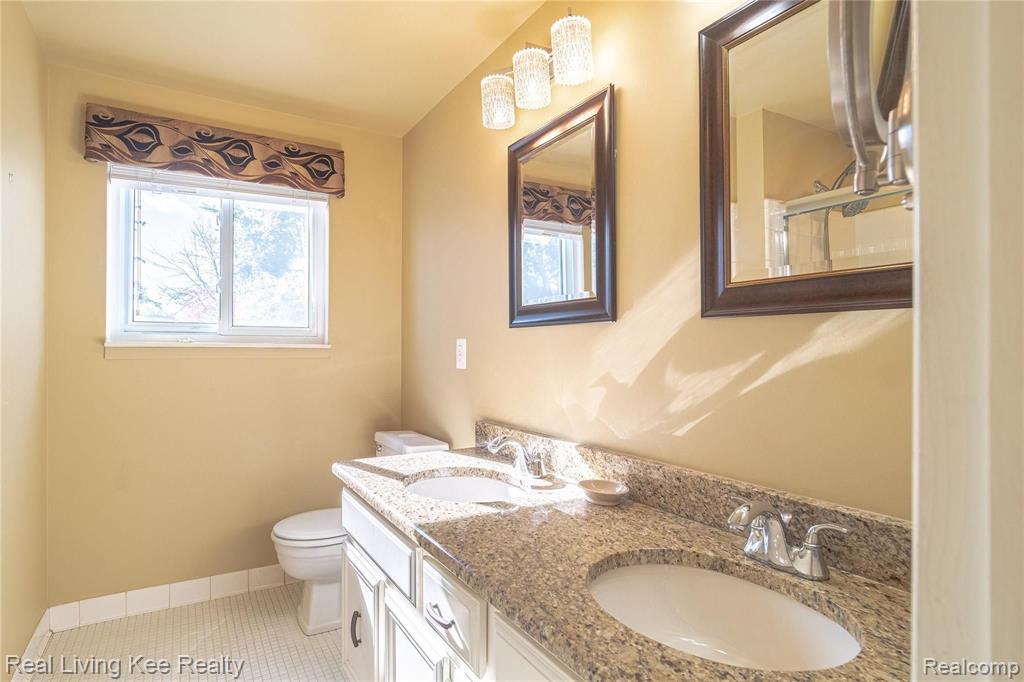 988 Briston Drive Rochester, MI 48307 - Photo 56 of 79