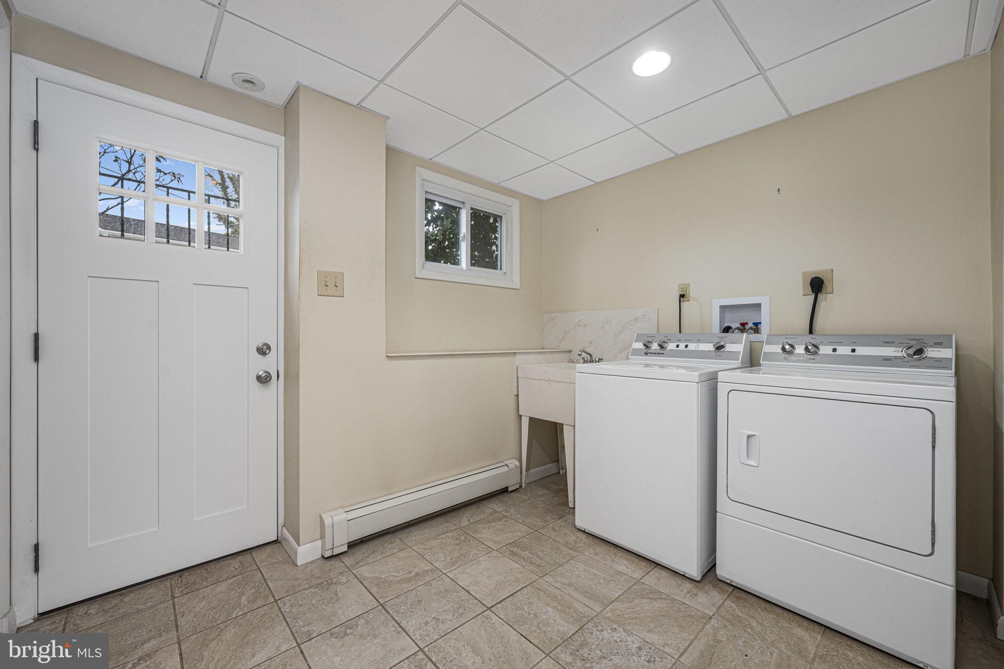 711 Elgin Road Newtown Square, PA 19073 - Photo 19 of 36 Laundry room with added closet