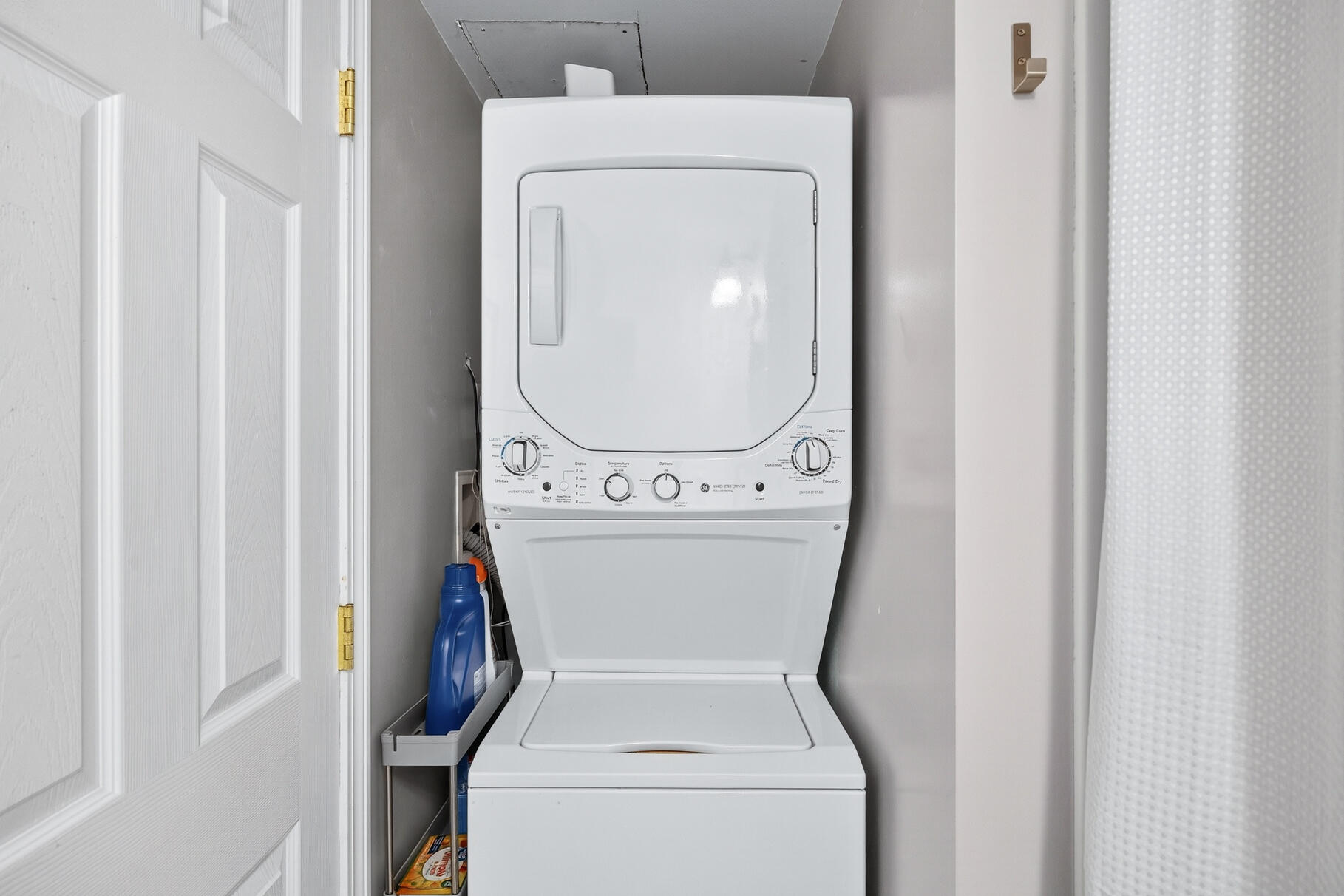 70 Commercial Street, Unit C Wellfleet, MA 02667 - Photo 20 of 32 a utility room with dryer and washer