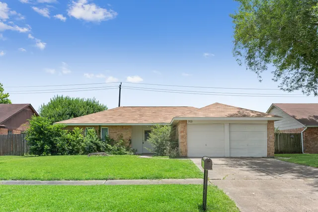 $1,895 | 1703 Millbury Drive, Missouri City, TX 77489