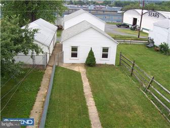 3428 Penn Avenue Sinking Spring, PA 19608 - Photo 10 of 12 Gallery Image 10