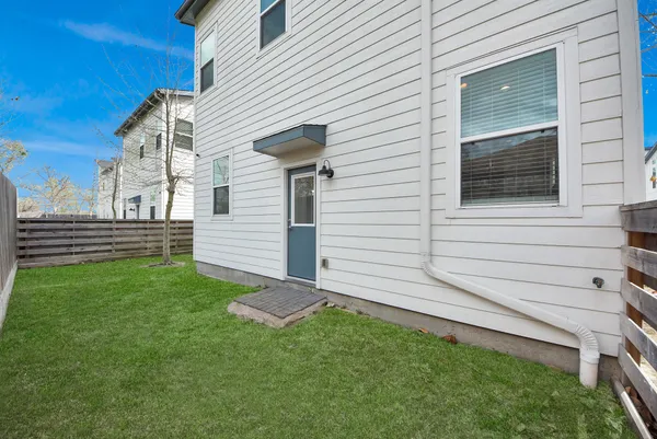 $2,750 | 506 West Donovan Street, Unit F, Houston, TX 77091
