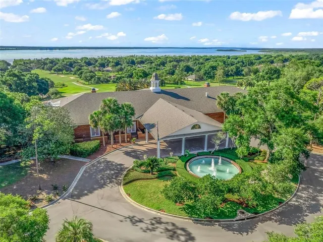 $559,900 | 39819 Grove Heights, Lady Lake, FL 32159