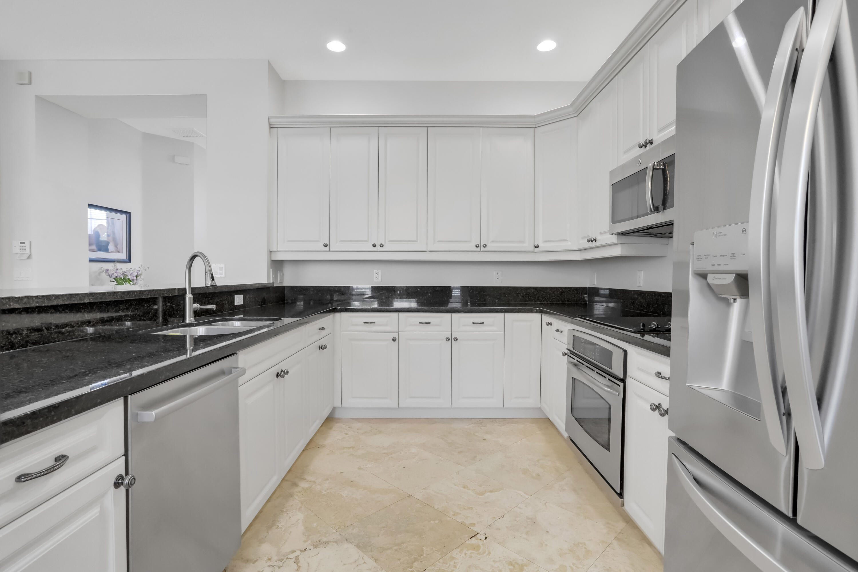 90 Via Floresta Drive Boca Raton, FL 33487 - Photo 11 of 31 IMG_0488