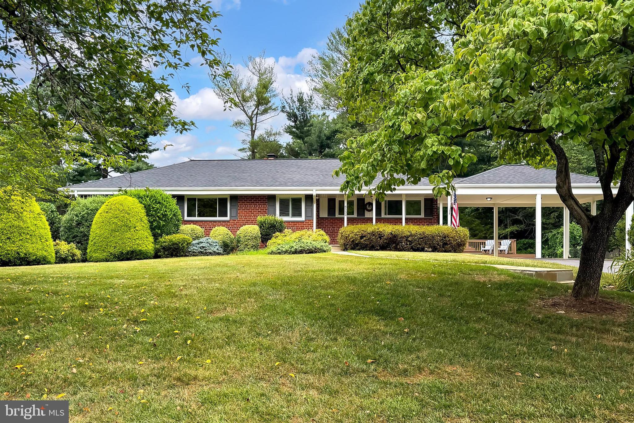 6534 Kerns Road Falls Church, VA 22044 - Photo 1 of 42 Curb appeal at its best!