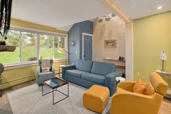 $575,000 | 55 Village Green Drive, Unit 3D, Stowe, VT 05672