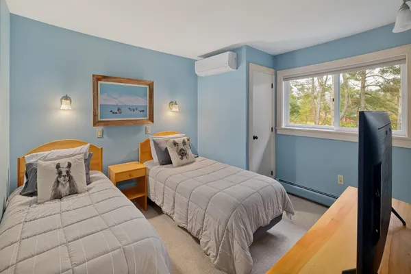 $575,000 | 55 Village Green Drive, Unit 3D, Stowe, VT 05672