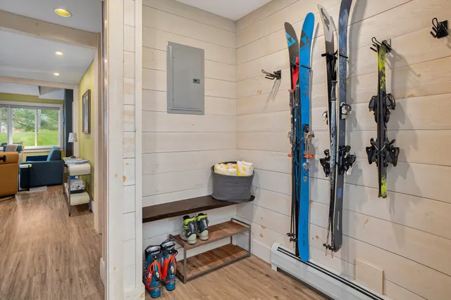 $589,000 | 55 Village Green Drive, Unit 3D, Stowe, VT 05672