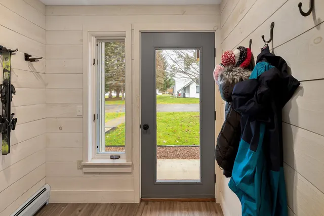 $589,000 | 55 Village Green Drive, Unit 3D, Stowe, VT 05672