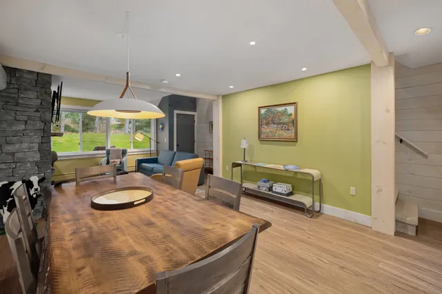 $589,000 | 55 Village Green Drive, Unit 3D, Stowe, VT 05672