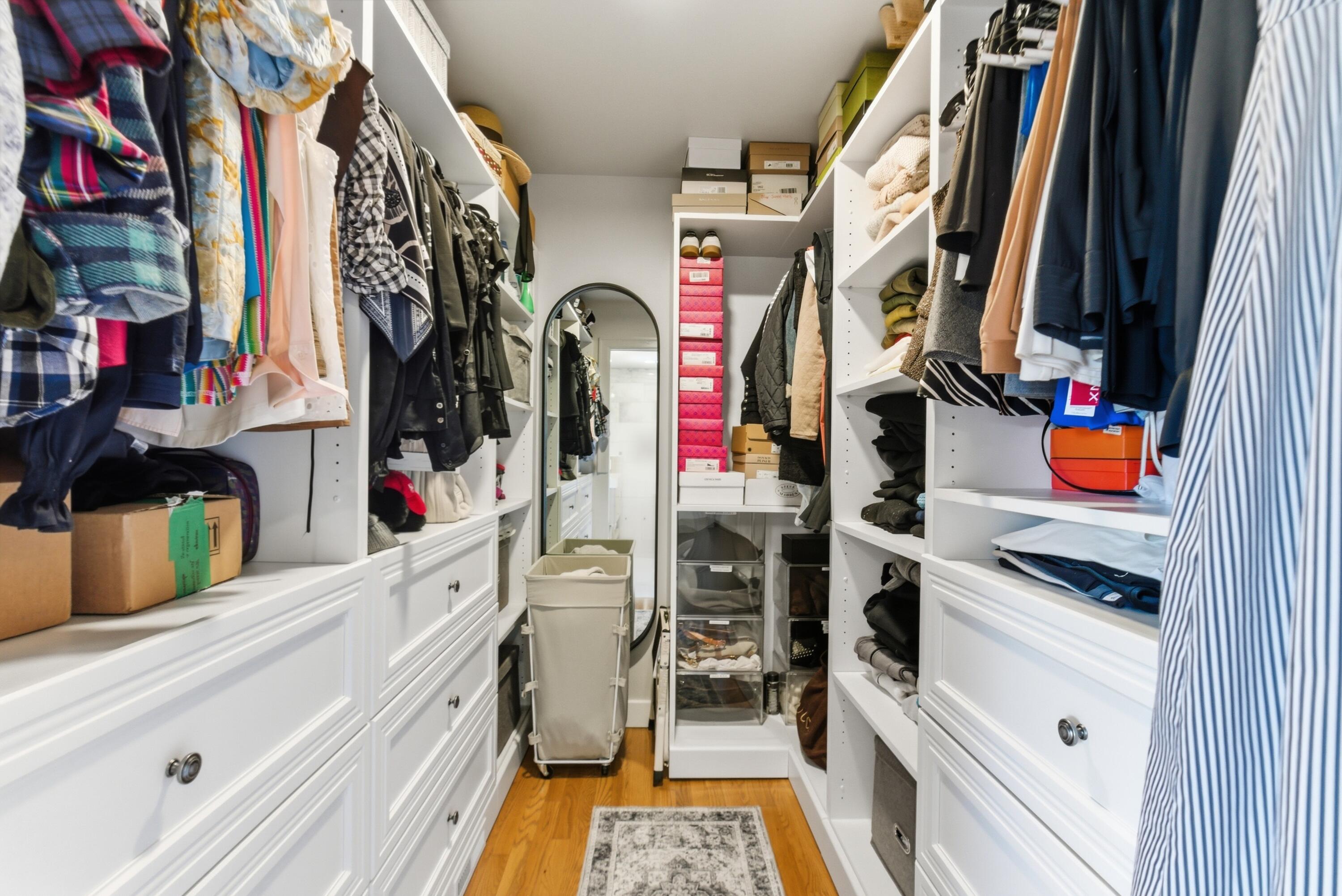 2938 Montavesta Road Lexington, KY 40502 - Photo 23 of 56 Primary closet