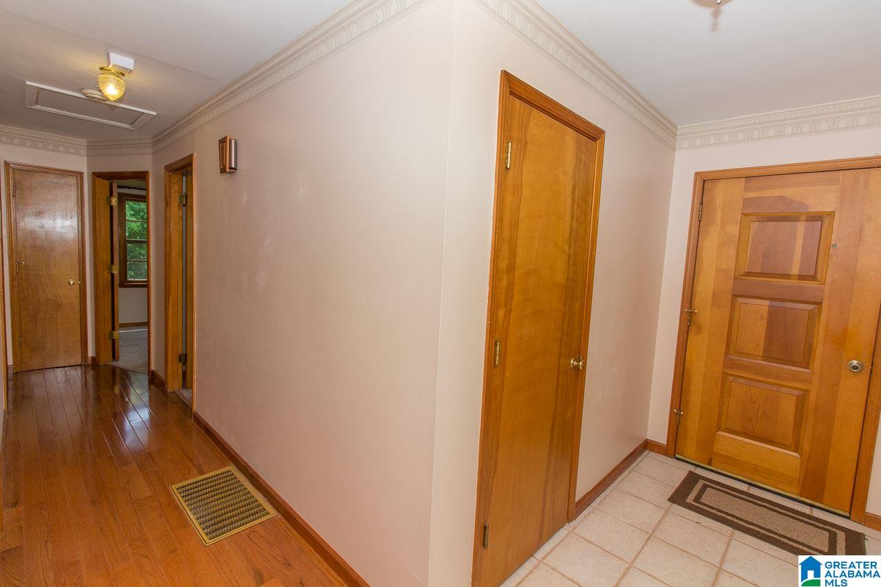 620 Portercrest Road Graysville, AL 35073 - Photo 7 of 45