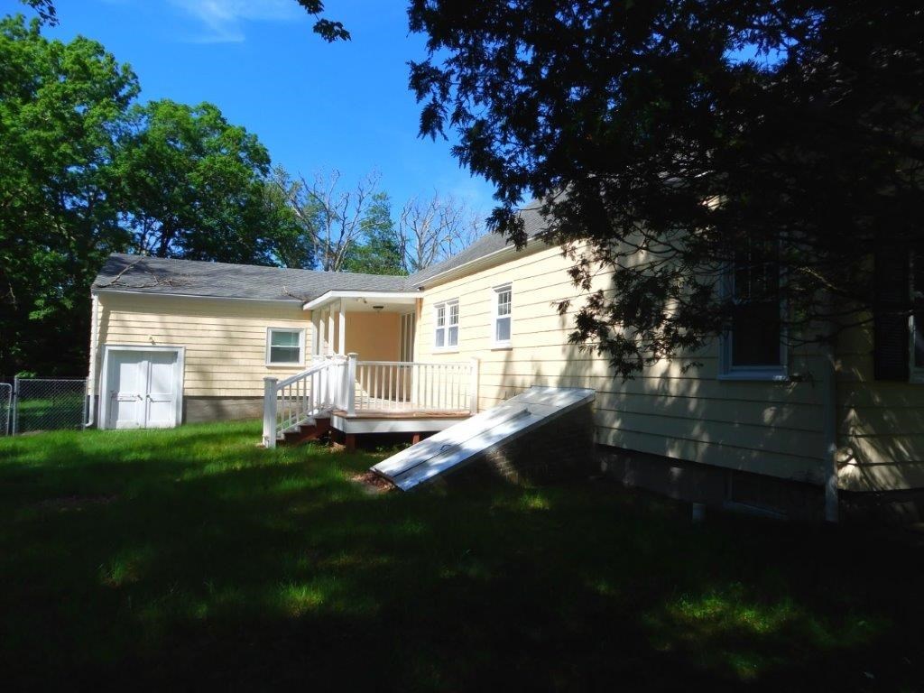 393 Chopmist Hill Road Glocester, RI 02814 - Photo 15 of 19
