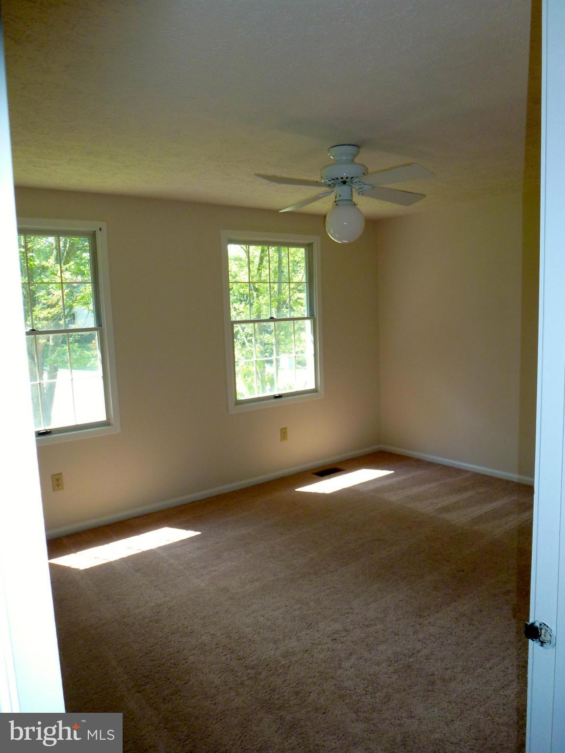 7585 Vogels Way Springfield, VA 22153 - Photo 20 of 23 Bedroom