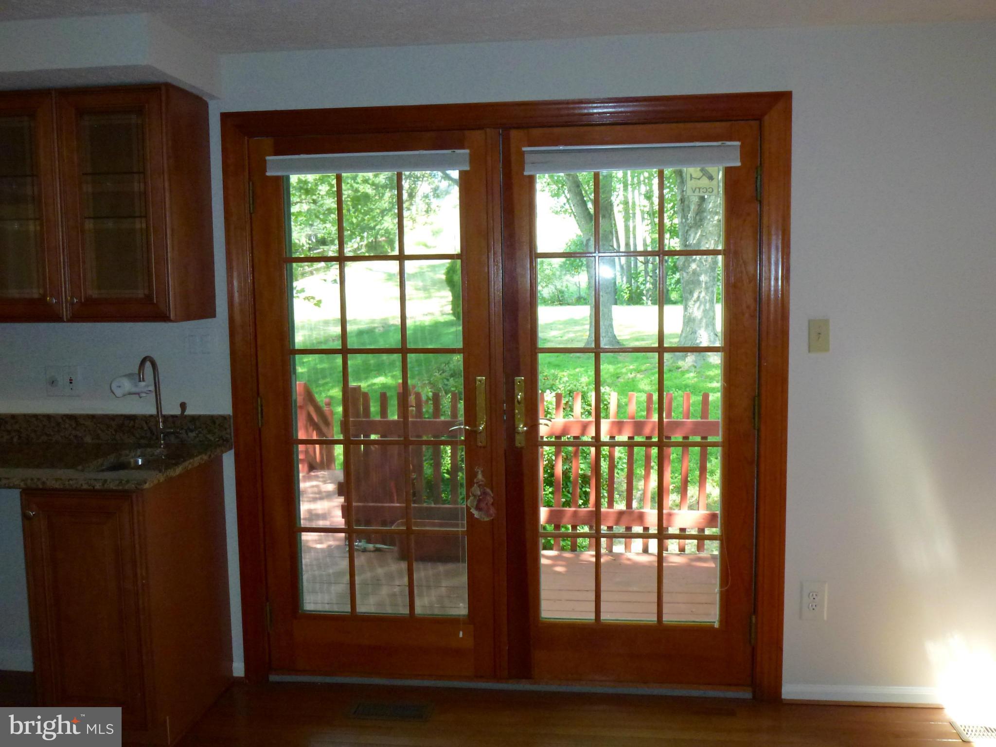 7585 Vogels Way Springfield, VA 22153 - Photo 8 of 23 Interior (General)