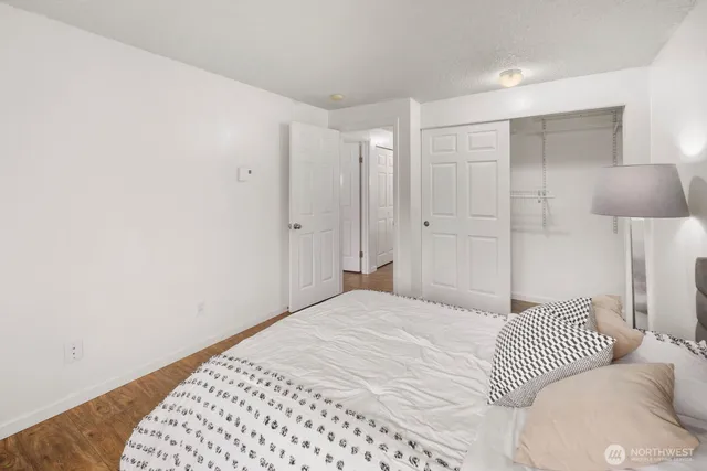 $370,000 | 23810 12th Place South, Unit 504, Des Moines, WA 98198